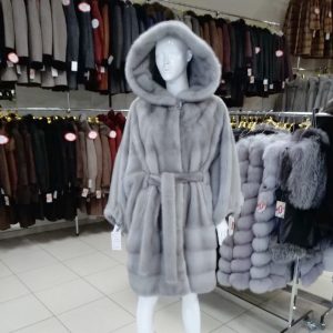 Удлинённое манто